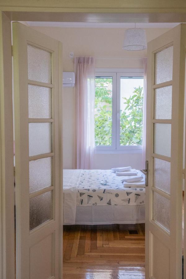 Apartamento The Athenian House -Duxiana Bed Exterior foto